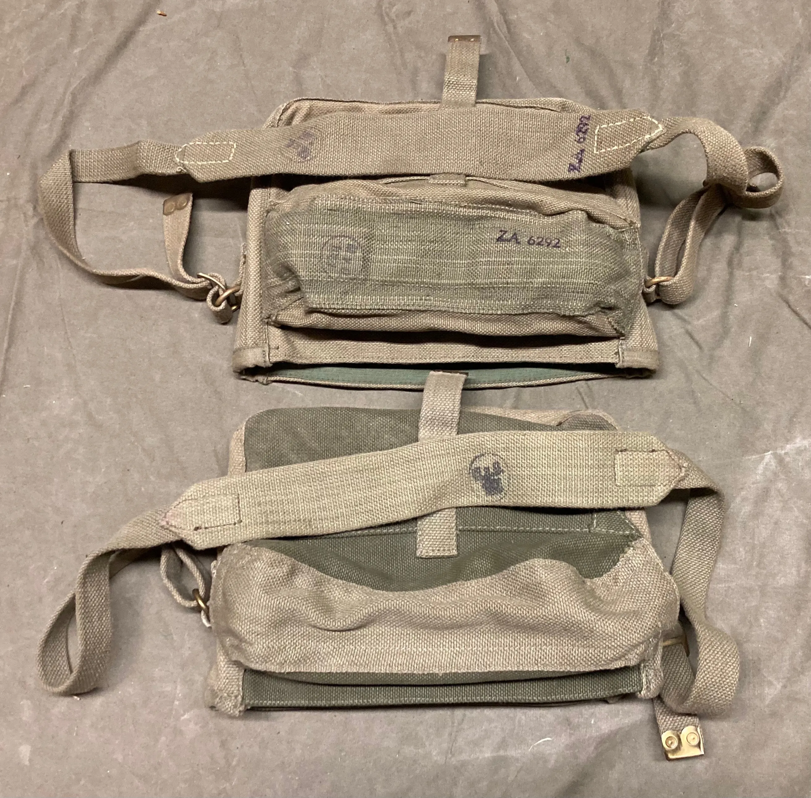 British Type ZA 6292 Radio Equipment Bag