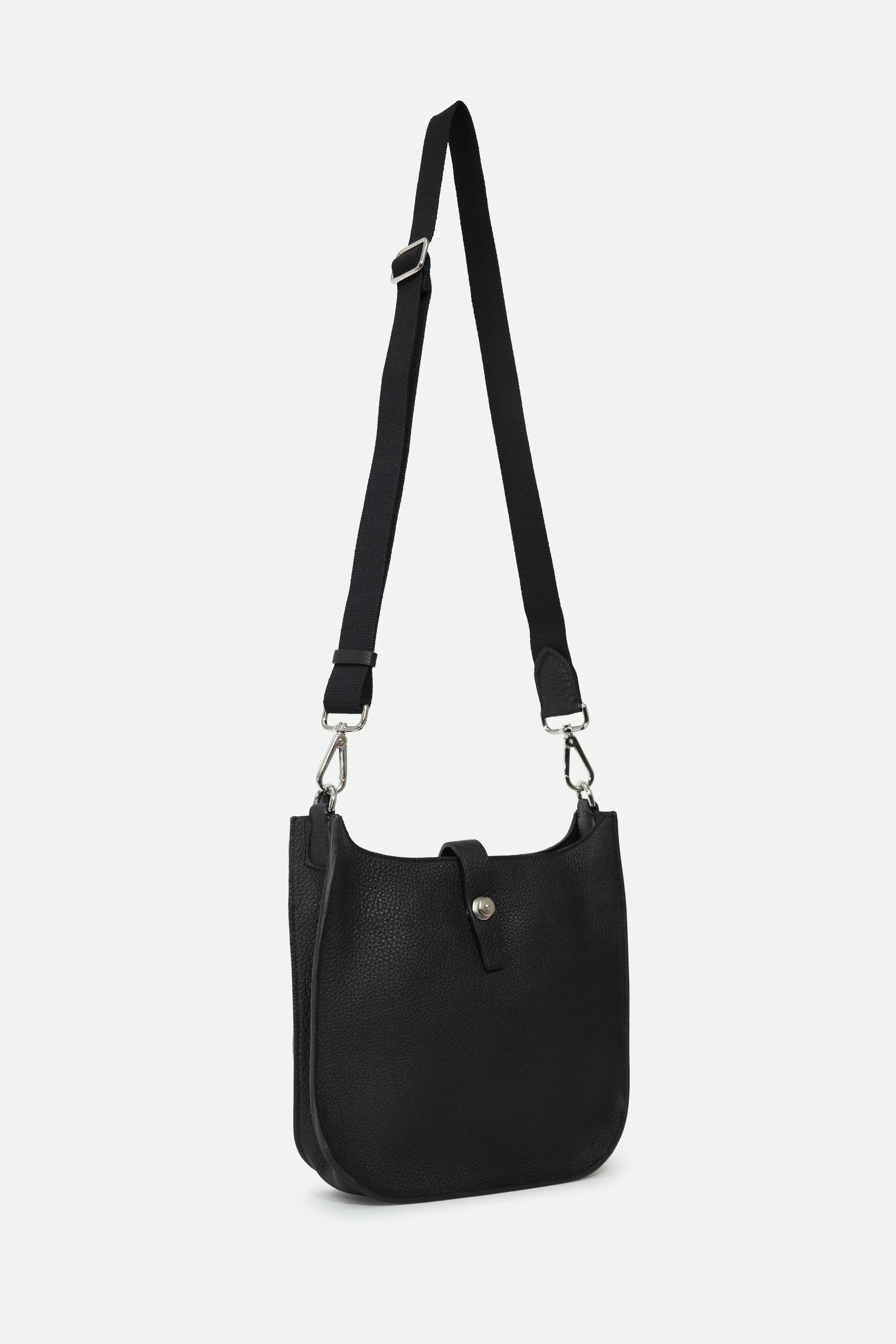 GIA ITALIAN LEATHER CROSSBODY BAG IN BLACK