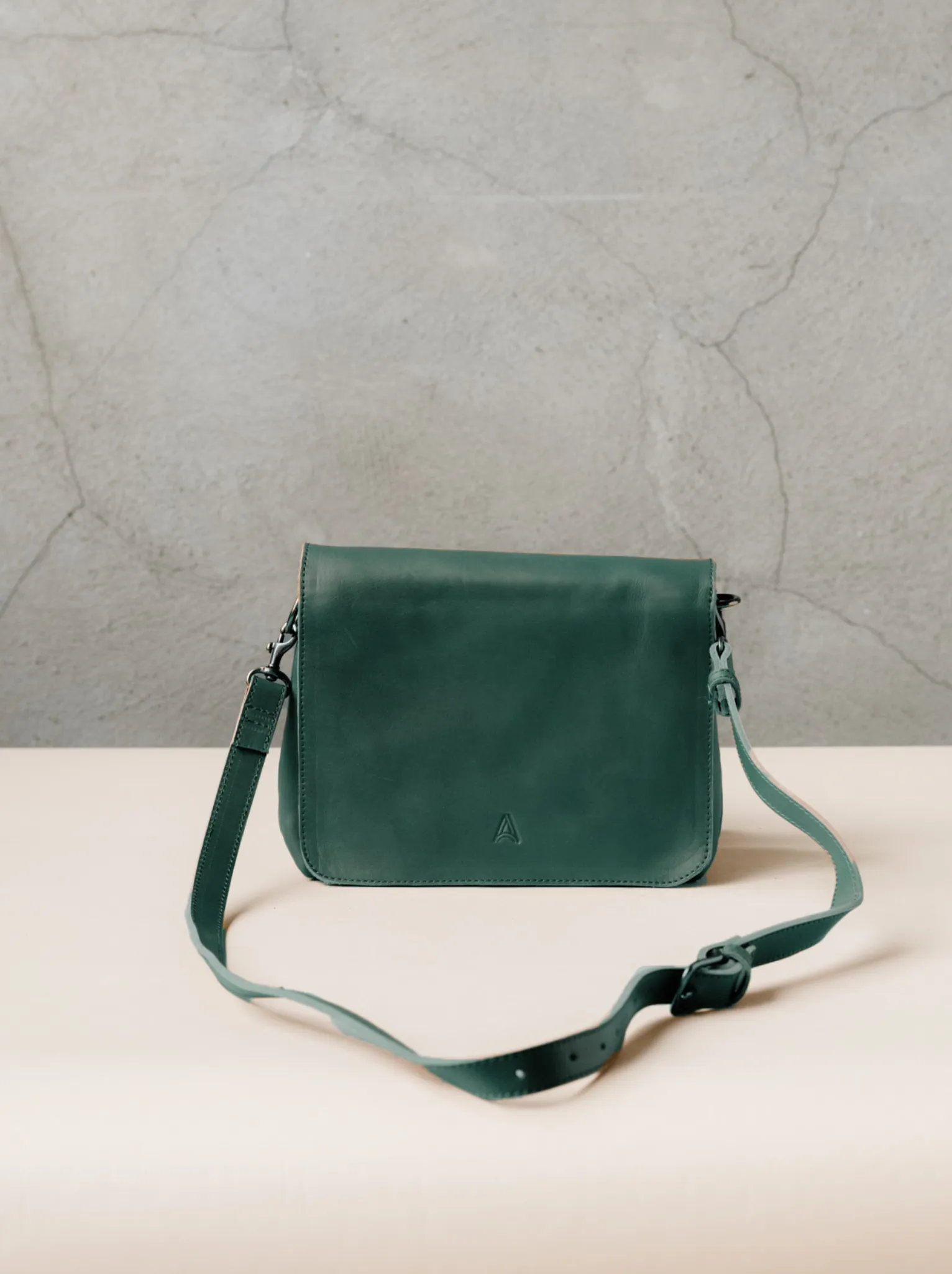 Perry Shoulder Crossbody