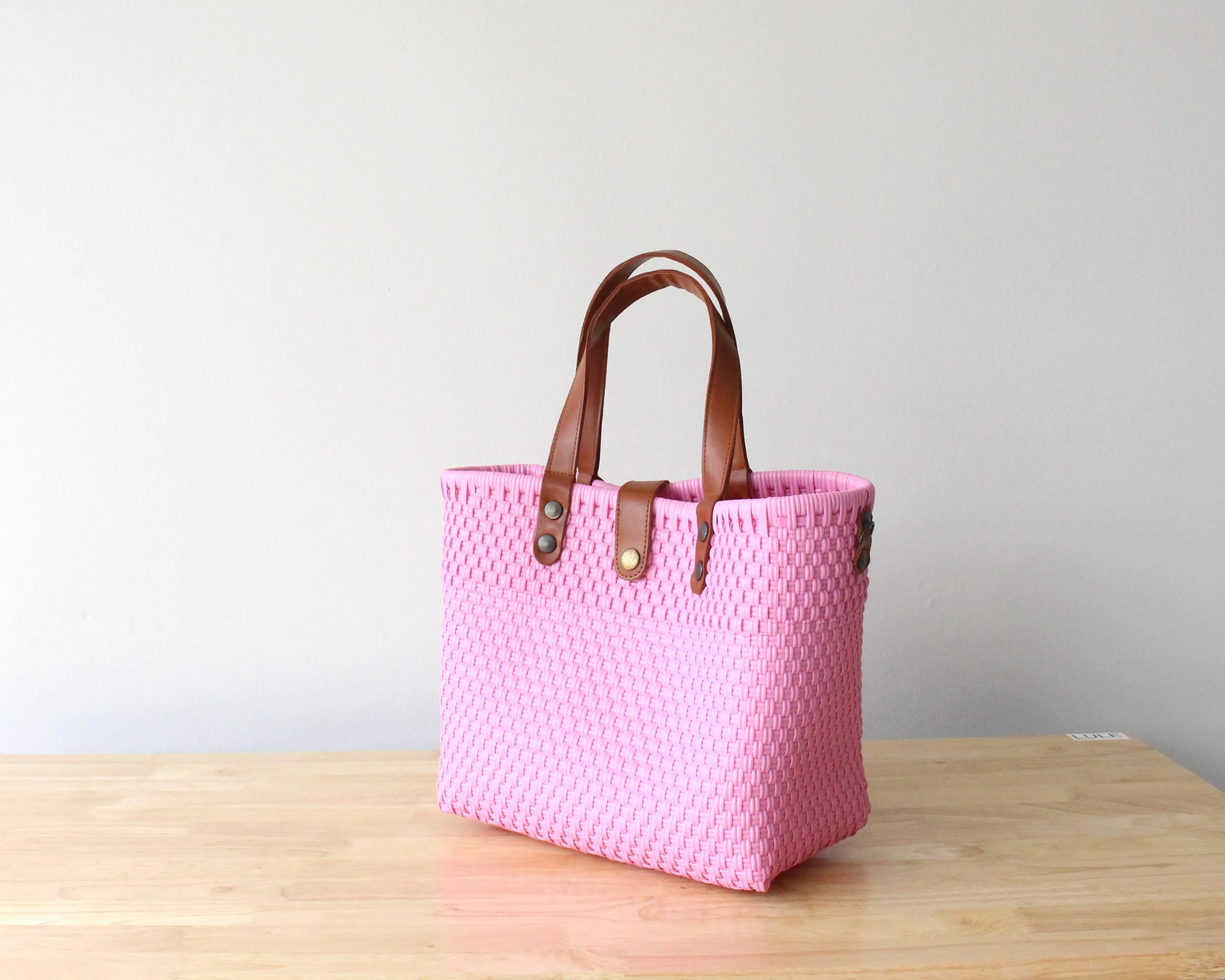 Pink Handwoven Purse by MexiMexi